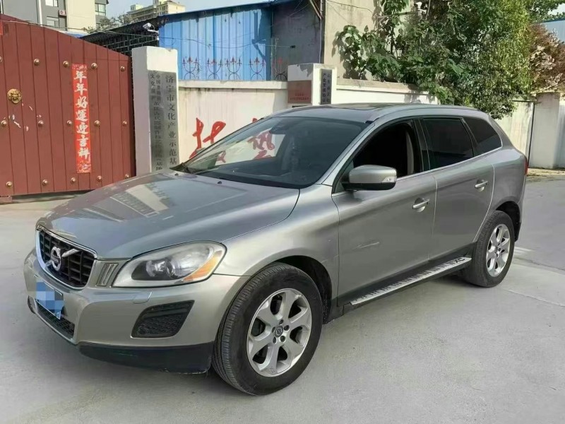 濟寧13年沃爾沃XC602