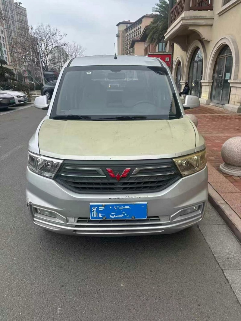 寧波20年五菱汽車宏光1