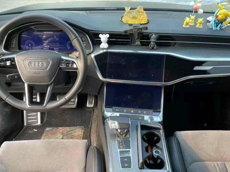 济宁19年奥迪A6L4