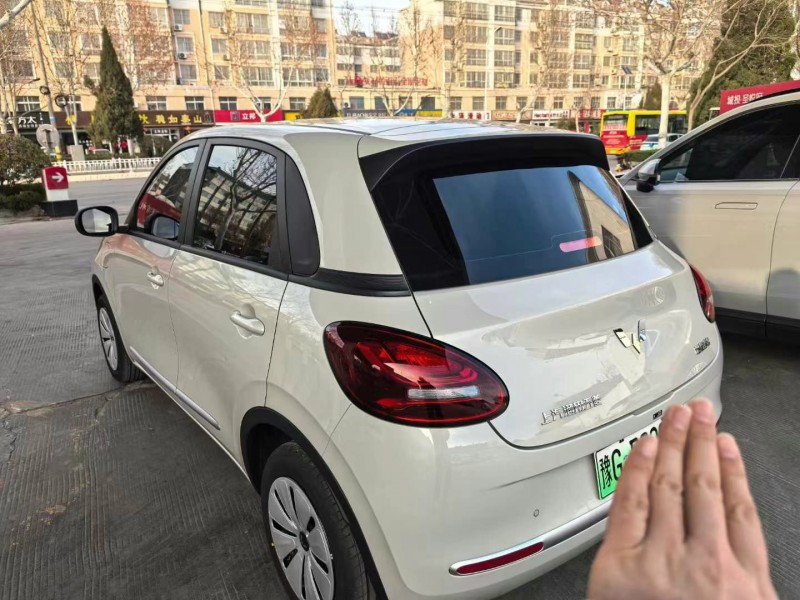 濟寧24年五菱汽車繽果4