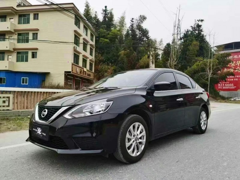 長沙24年日產軒逸3