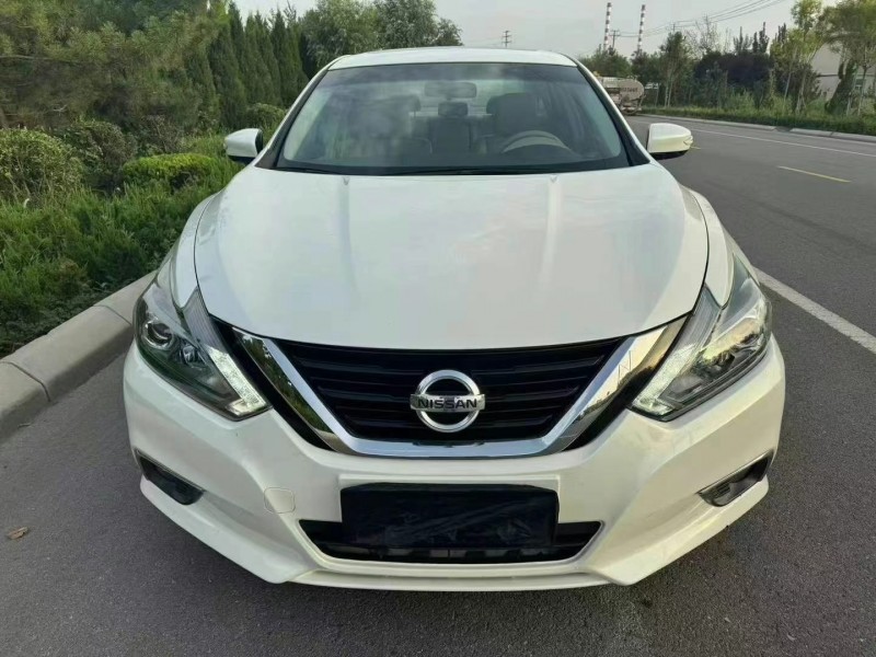 濟寧18年日產天籟1