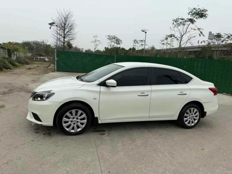 中山21年日產軒逸3