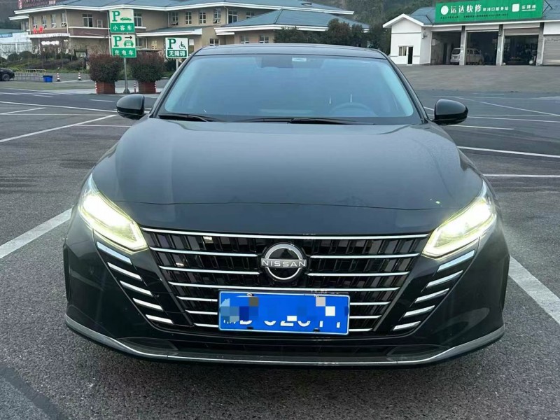 濟寧23年日產天籟1