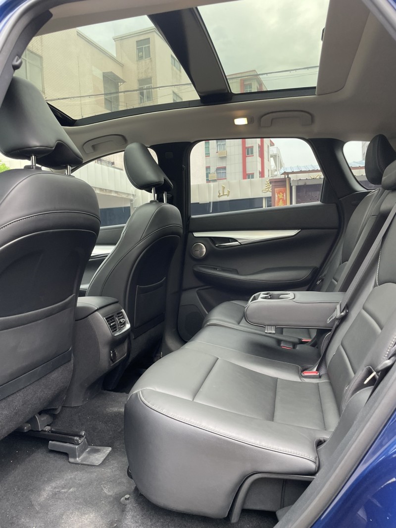 中山21年英菲尼迪QX506