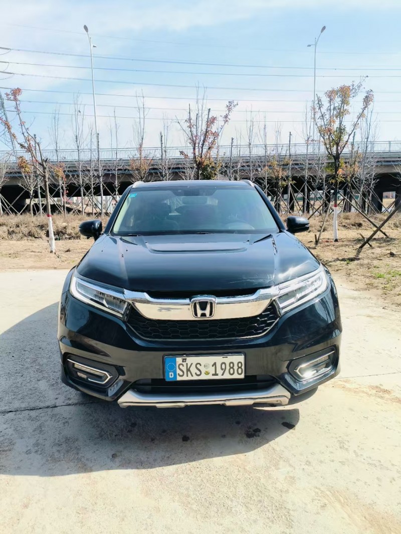 青岛18年本田冠道1