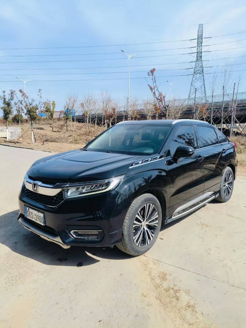 青岛18年本田冠道3