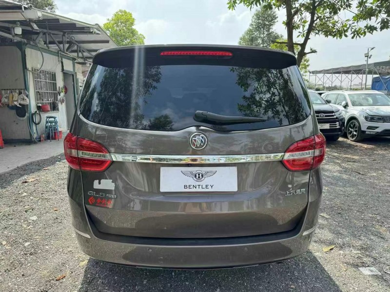 广州17年别克GL86