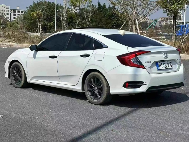 广州21年本田思域7