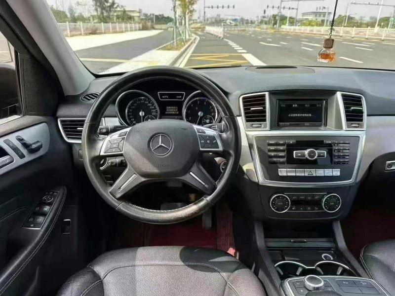 广州15年奔驰ML5