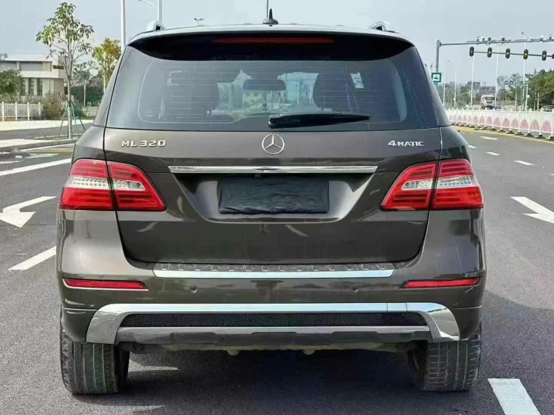 广州15年奔驰ML9