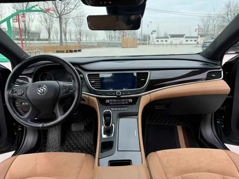 徐州21年别克君越5