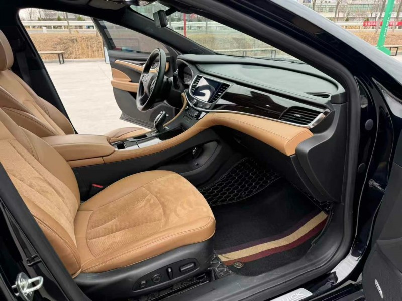 徐州21年别克君越6