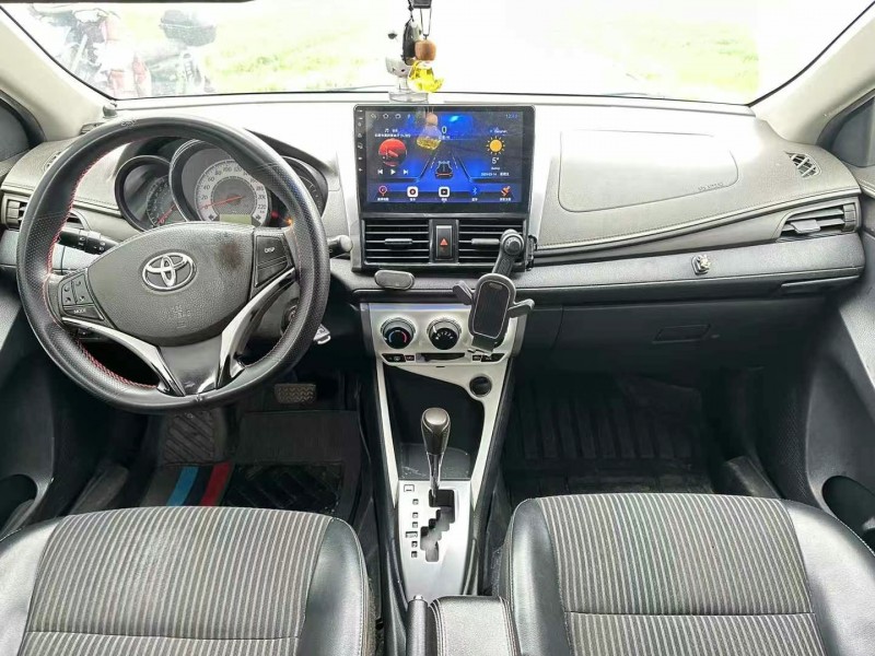 嘉興14年豐田YARiS L 致炫5