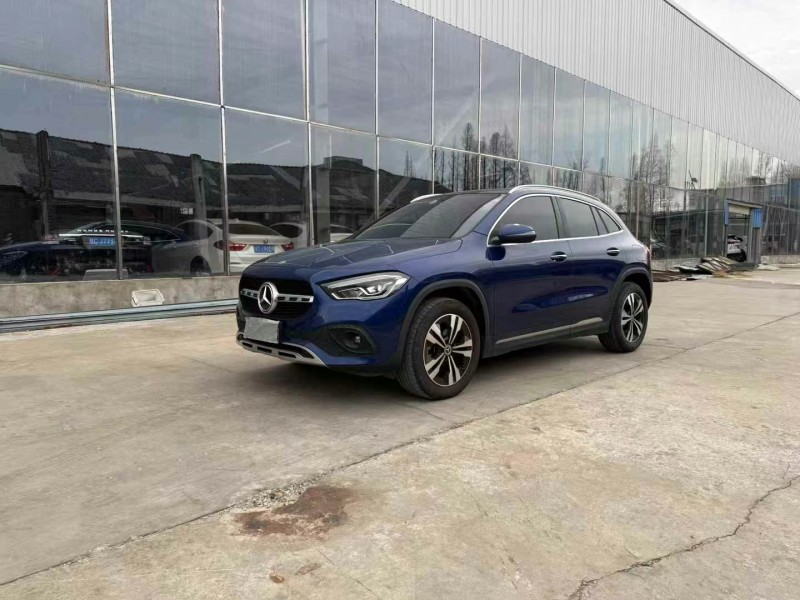 徐州21年奔驰GLA2