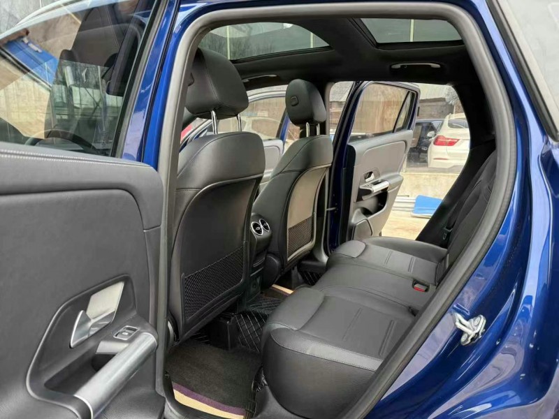 徐州21年奔驰GLA8