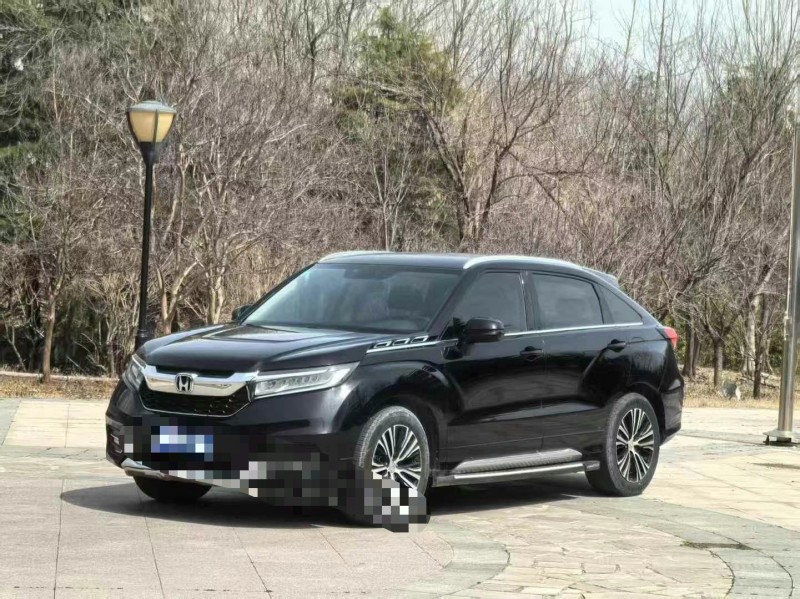 青岛18年本田冠道3