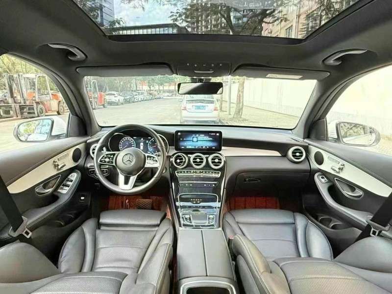 广州22年奔驰GLC8