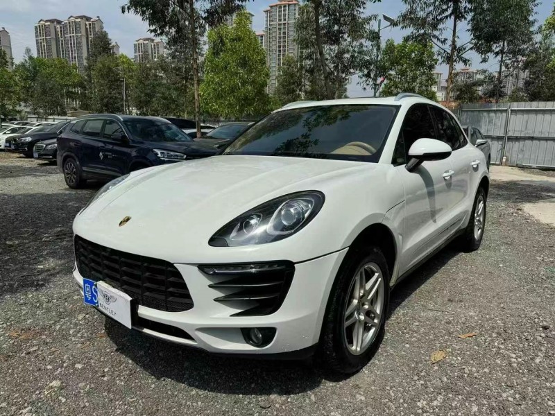 广州16年保时捷Macan2