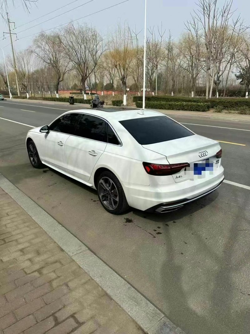 济宁21年奥迪A4L6