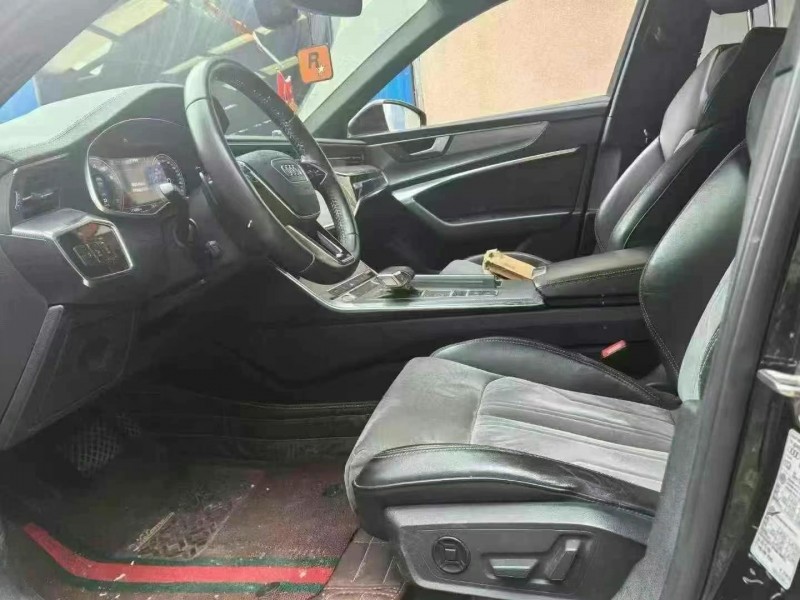 东营19年奥迪A6L7