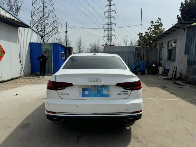 青岛20年奥迪A4L9