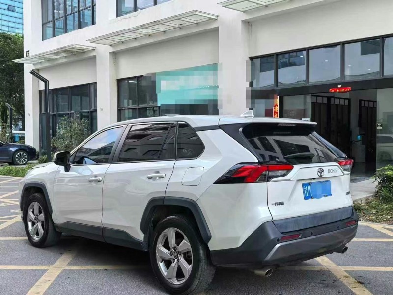 深圳20年豐田RAV4榮放5