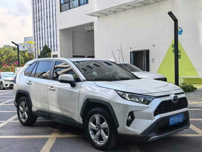 深圳20年豐田RAV4榮放9