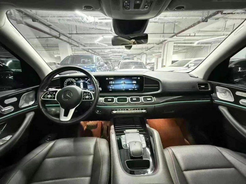 广州22年奔驰GLE8