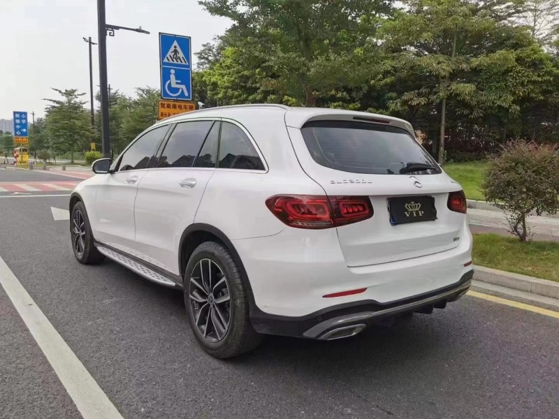 广州23年奔驰GLC7