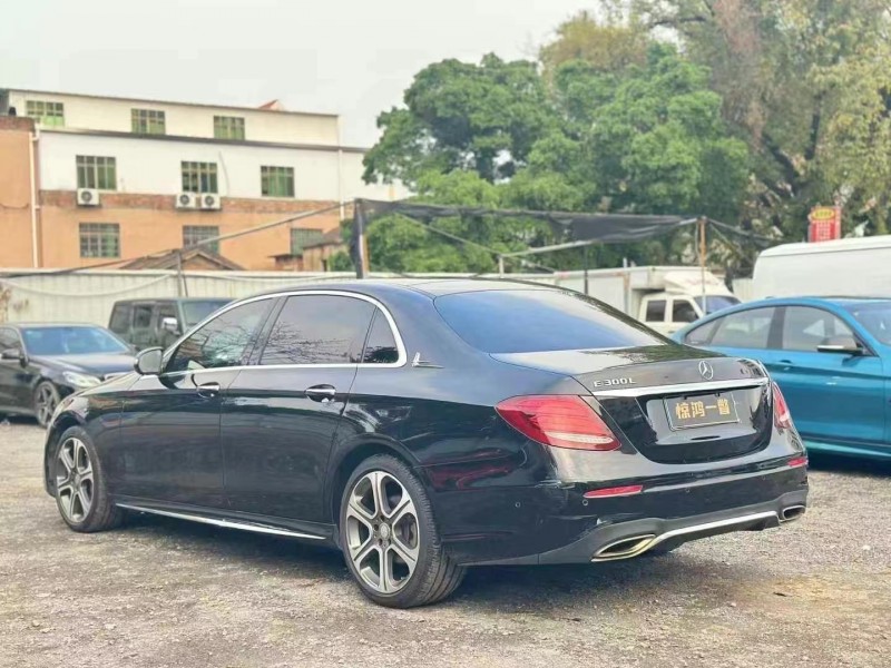 广州16年奔驰E7