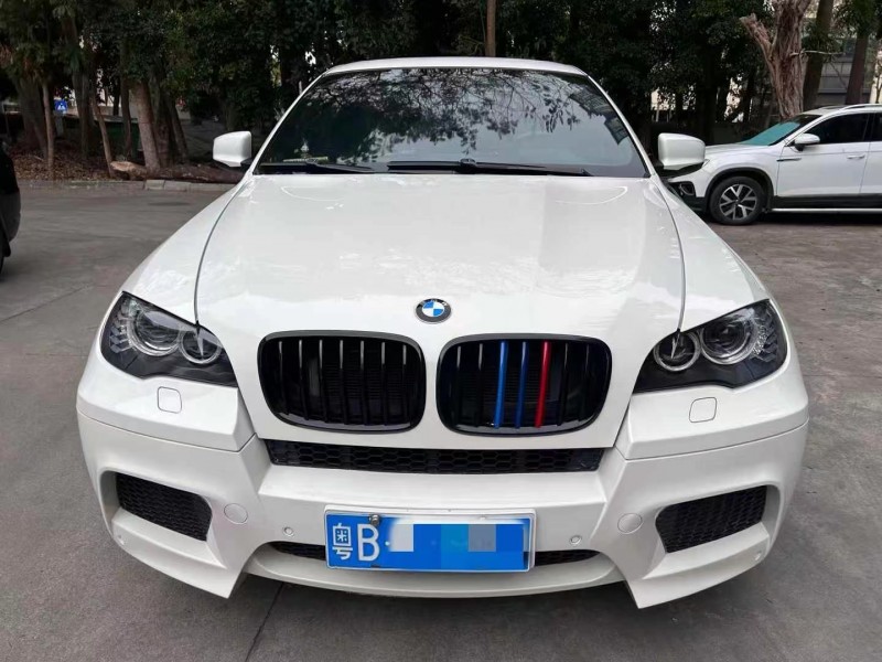 广州12年宝马X61