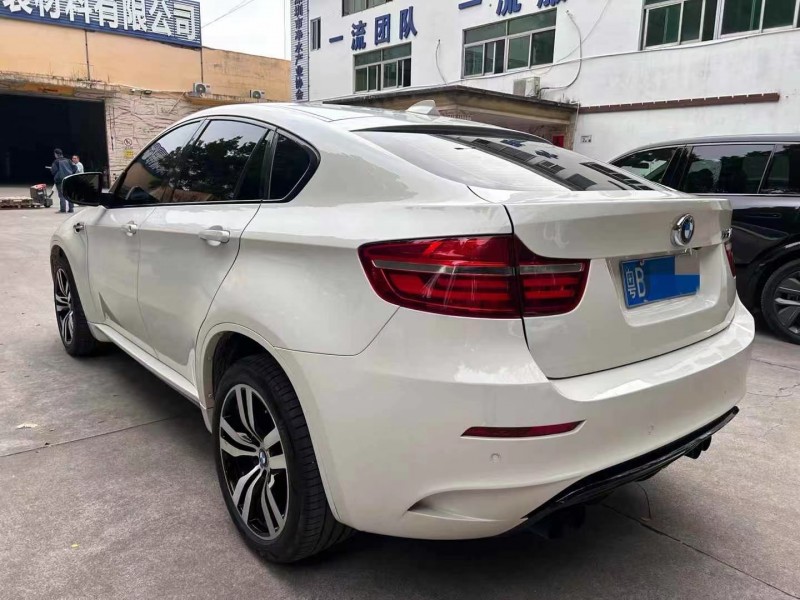 广州12年宝马X68