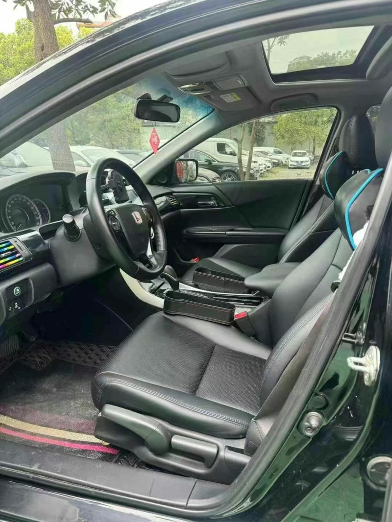 广州16年本田雅阁6