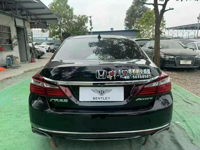 广州16年本田雅阁9