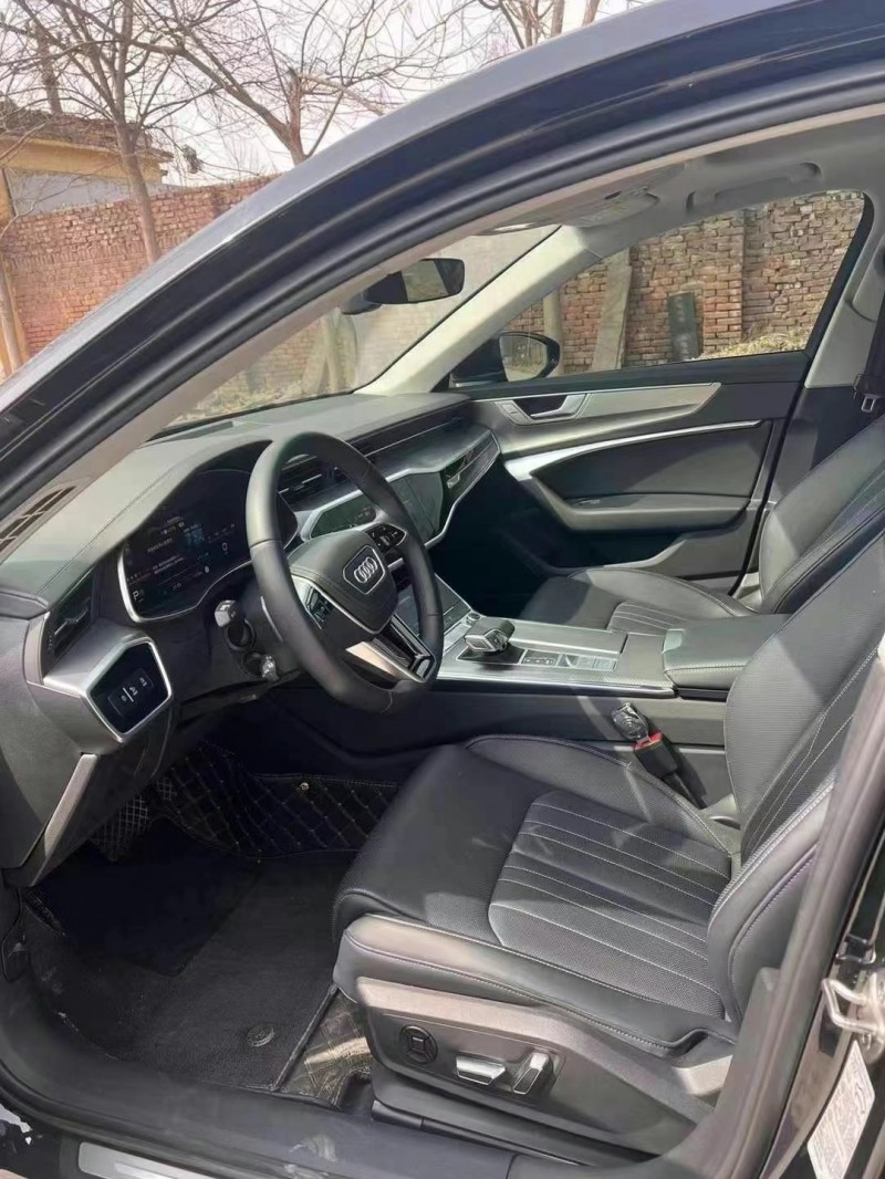 济宁24年奥迪A6L6