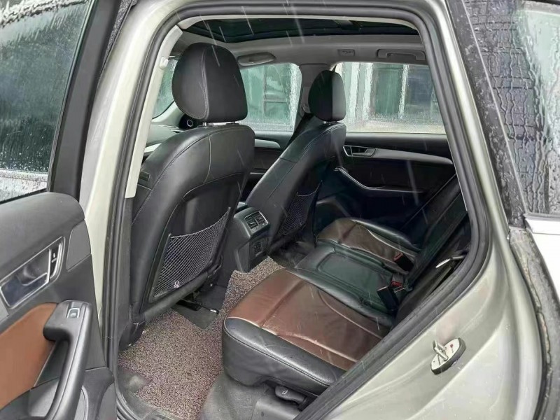 青岛16年奥迪Q56