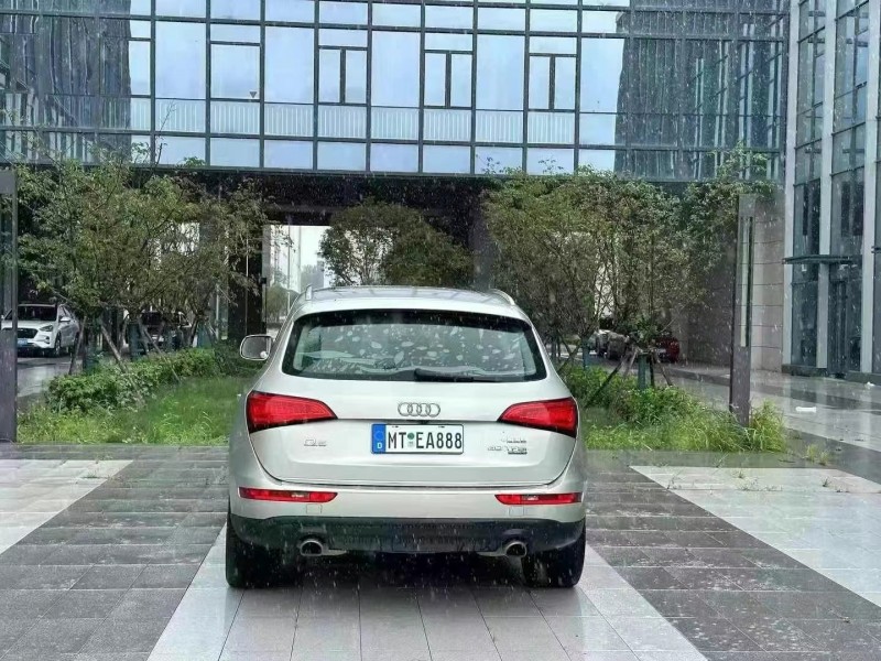 青岛16年奥迪Q59