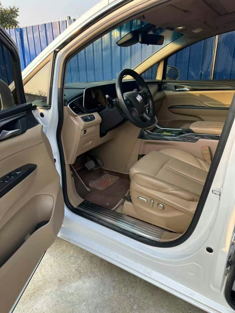 徐州21年别克GL85