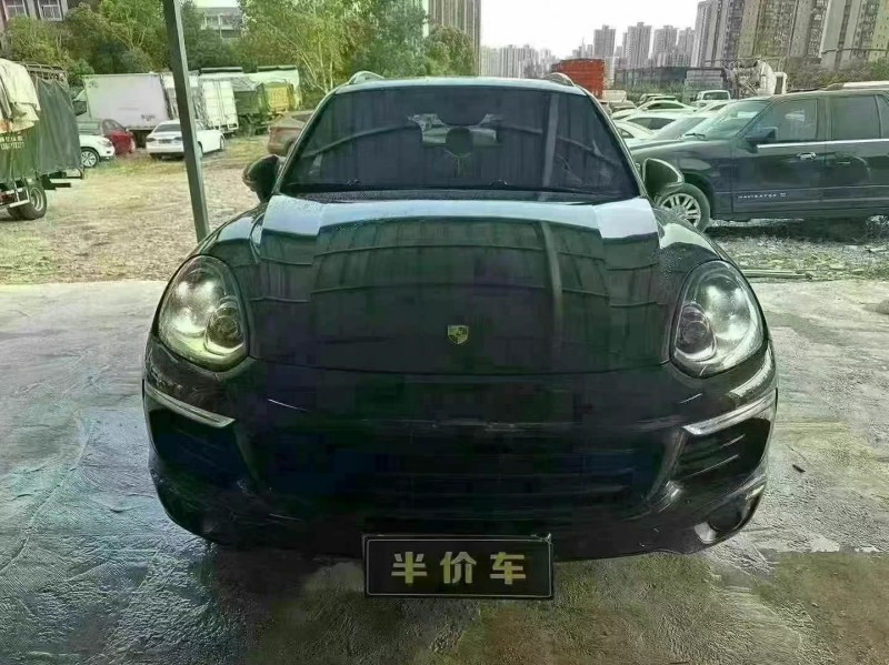 鄂州16年保時捷卡宴1