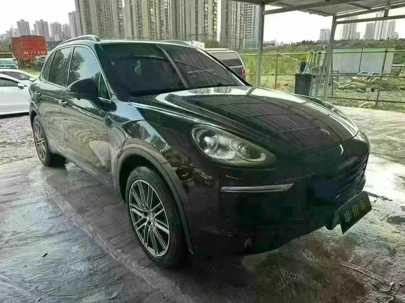鄂州16年保時捷卡宴2