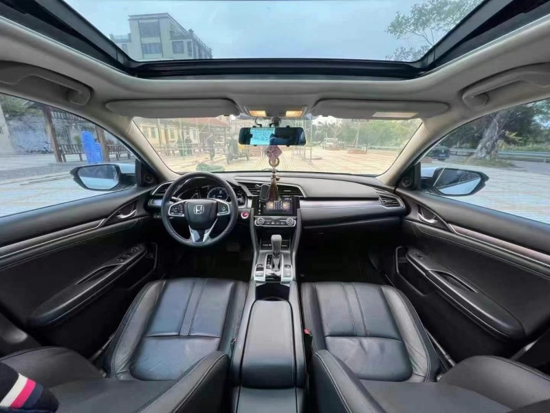 广州18年本田思域4