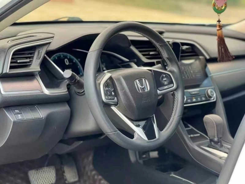 广州18年本田思域5