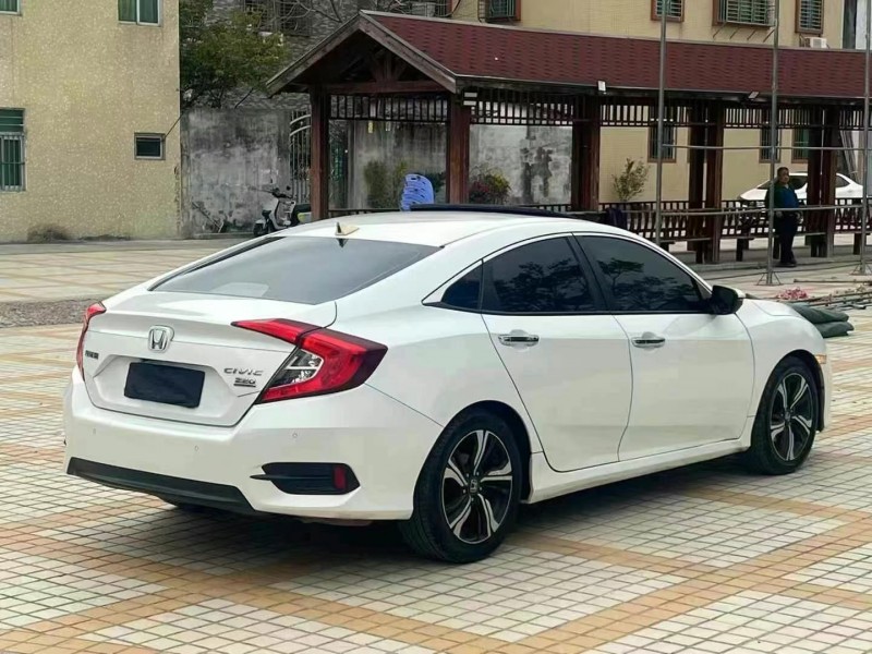 广州18年本田思域8