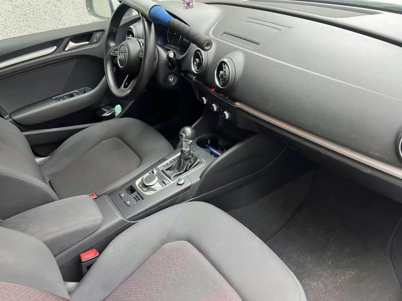 东莞18年奥迪A33