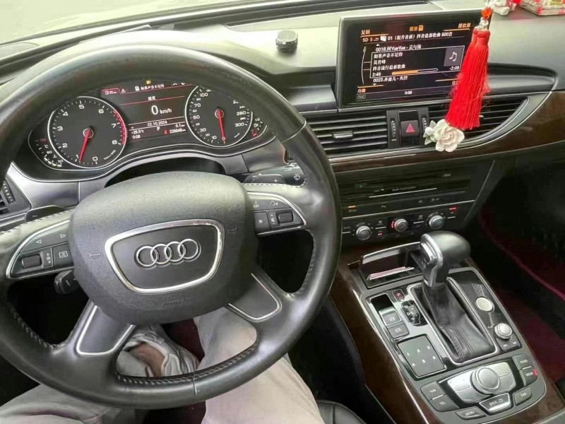 广州13年奥迪A6L8