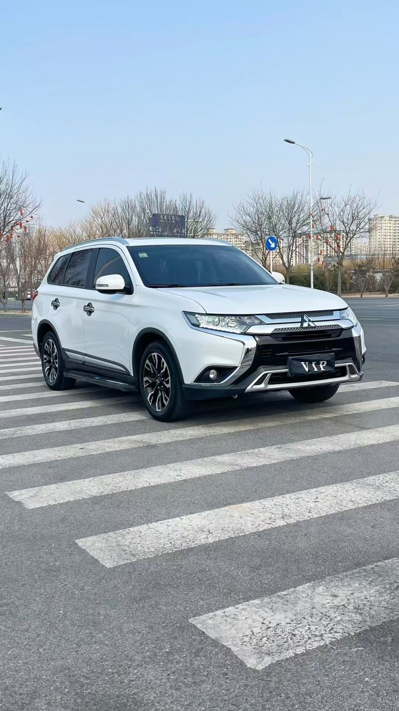 廊坊20年三菱歐藍德2