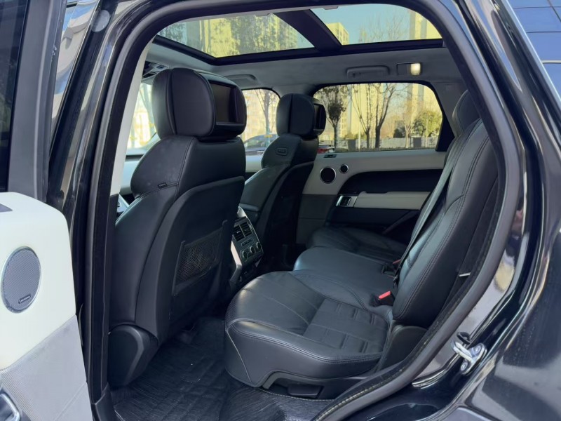 济宁14年路虎揽胜运动6