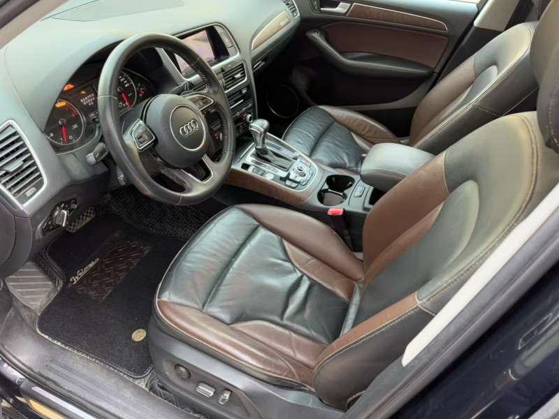 济宁18年奥迪Q54