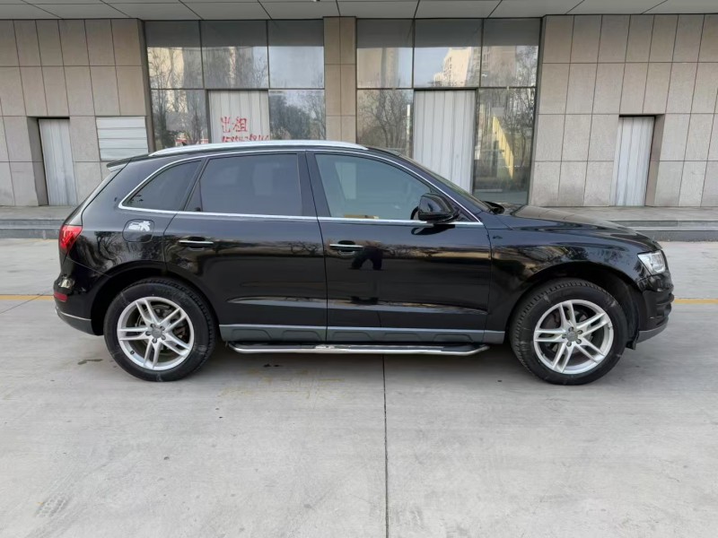 济宁18年奥迪Q57